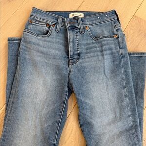 Madewell Women's Straight Leg Jeans in Classic Blue
